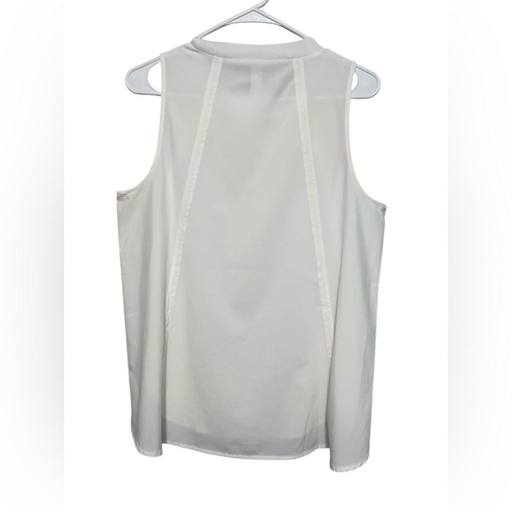Athleta White Sleeveless Crew Neckline Lightweight Athletic Tank Top Medium - Picture 3 of 6